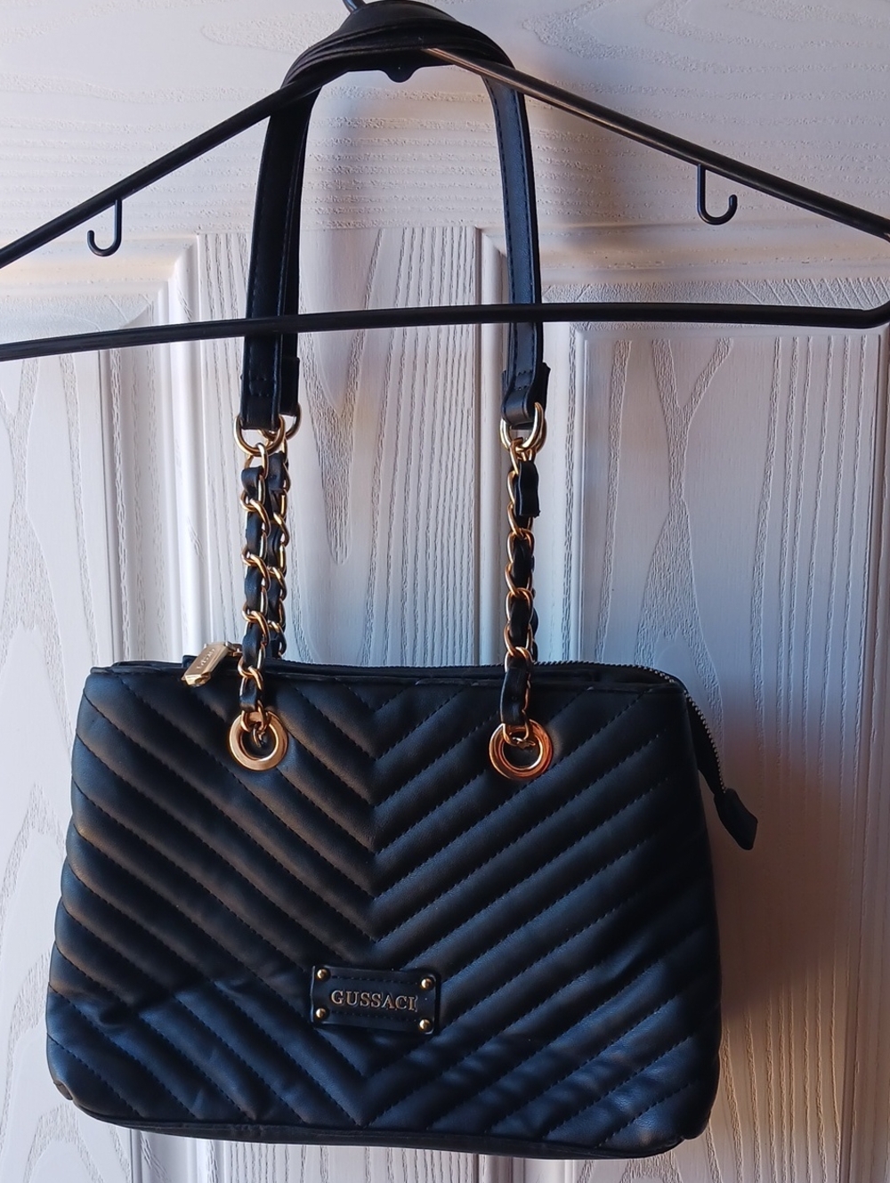GUSSACI Black Quilted Shoulder Bag with Gold Chain Handles
